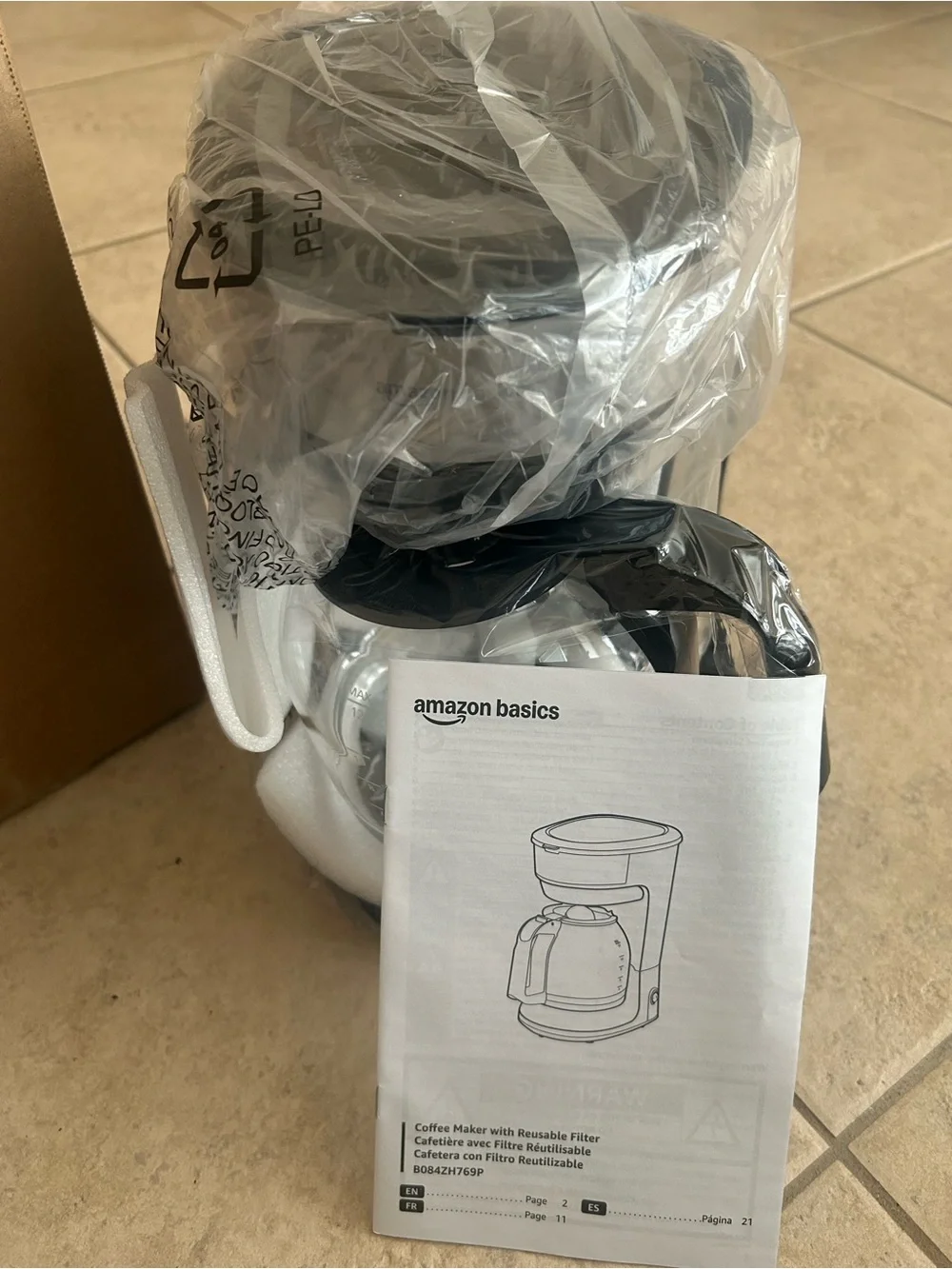 Amazon Basics 12-Cup Coffee Maker – Black & Stainless Steel
